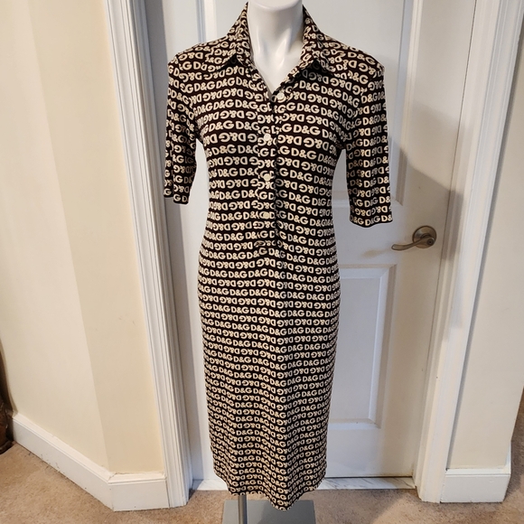 Dolce & Gabbana Large Logo Dress - Picture 1 of 7